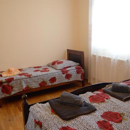 Alex'S Cosy Guesthouse Tbilisi Buitenkant foto