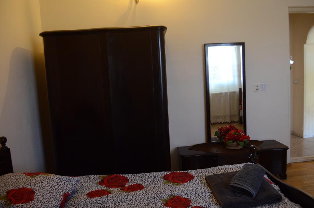 Alex'S Cosy Guesthouse Tbilisi Buitenkant foto