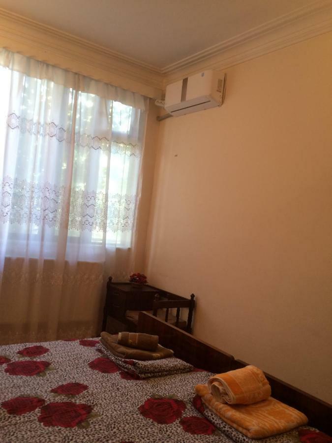 Alex'S Cosy Guesthouse Tbilisi Buitenkant foto