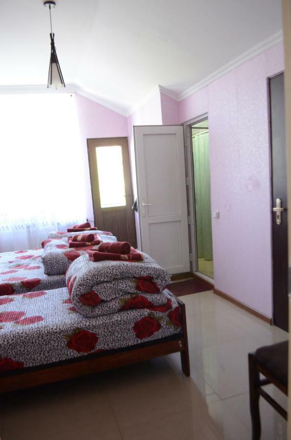 Alex'S Cosy Guesthouse Tbilisi Buitenkant foto